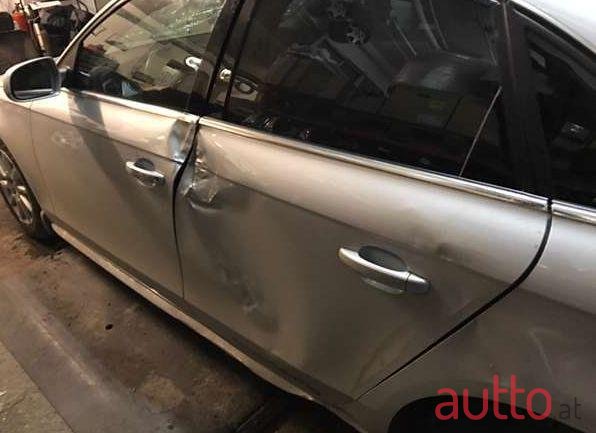 2014' Audi A4 photo #2