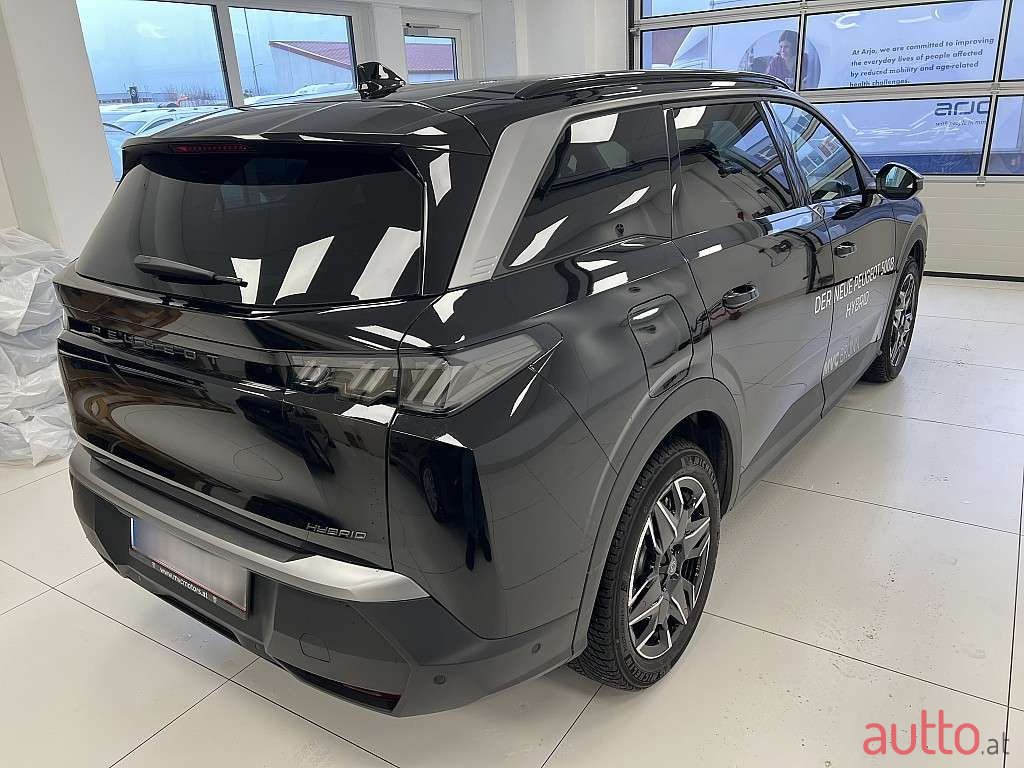 2024' Peugeot 5008 photo #4