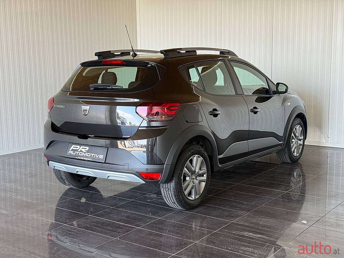 2022' Dacia Sandero photo #4