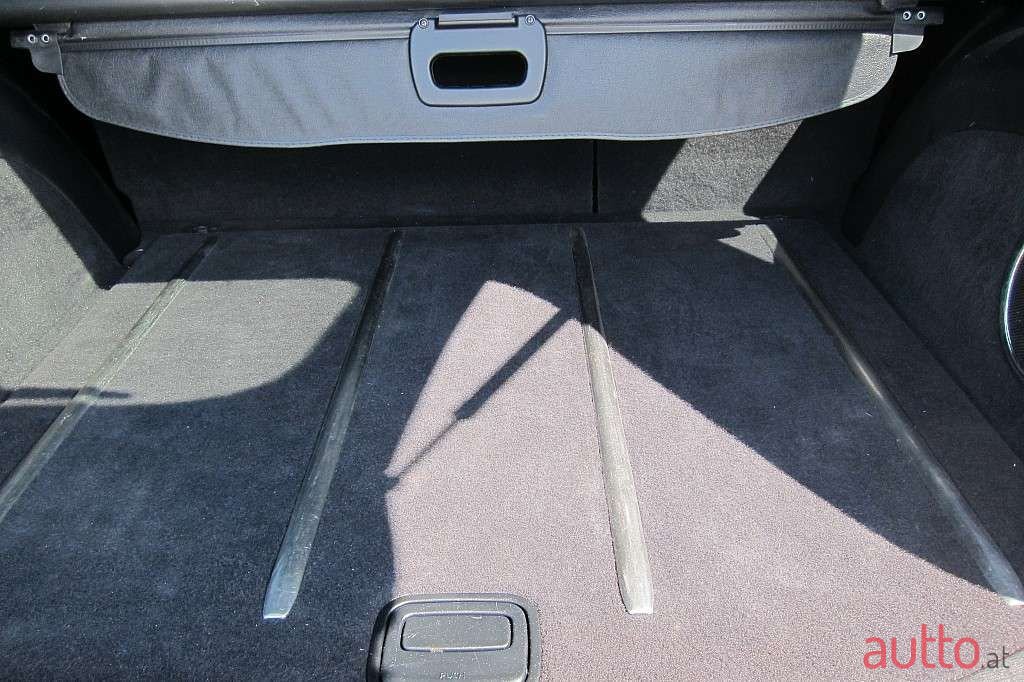 2016' Jeep Grand Cherokee photo #3