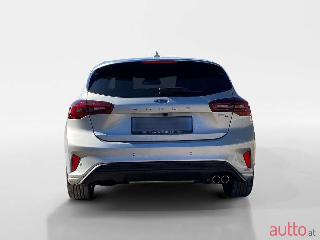 2023' Ford Focus photo #4