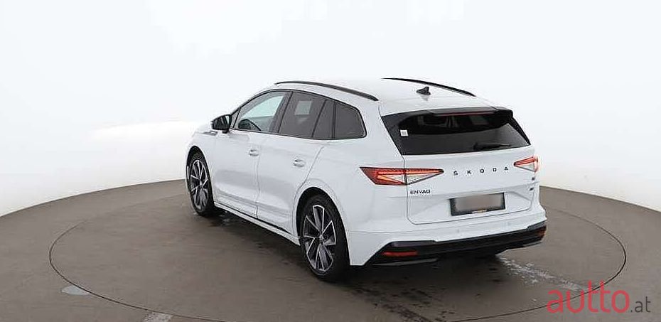 2021' Skoda Enyaq photo #4