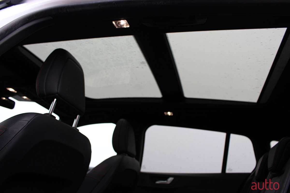 2019' Ford Focus photo #2