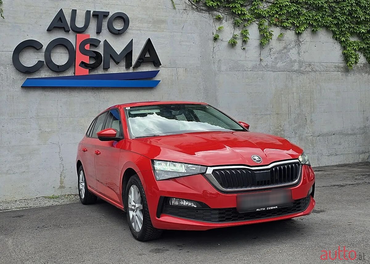 2020' Skoda Scala photo #2