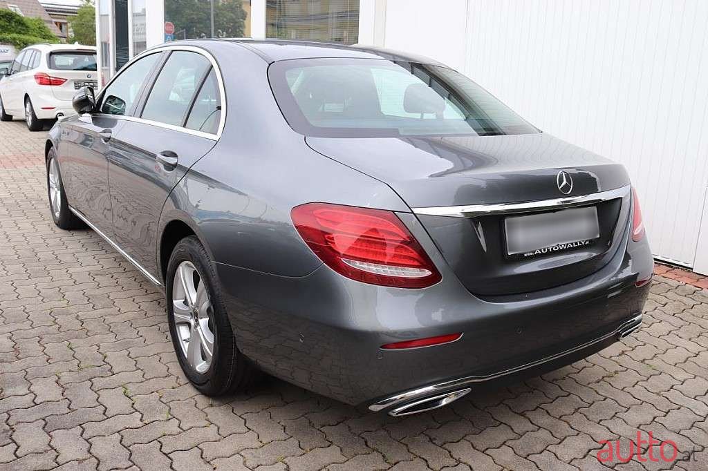 2018' Mercedes-Benz E-Klasse photo #2
