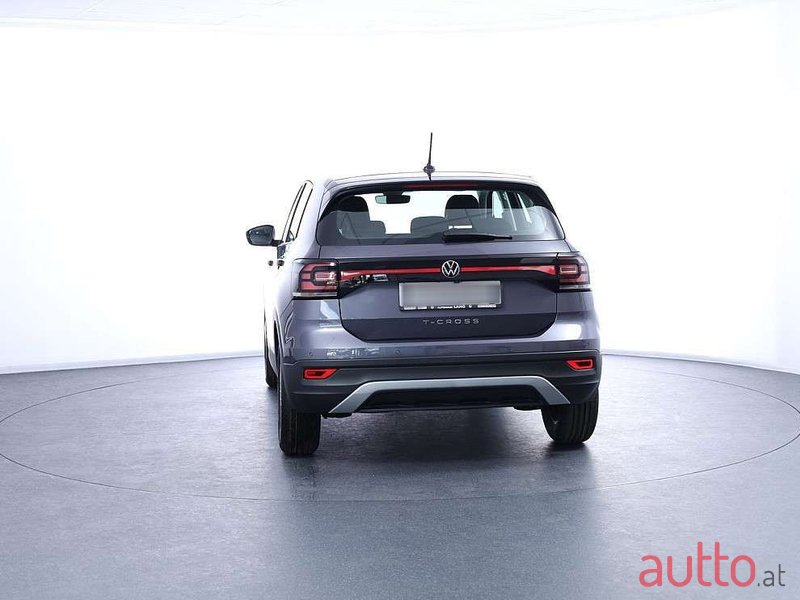 2023' Volkswagen T-Cross photo #5