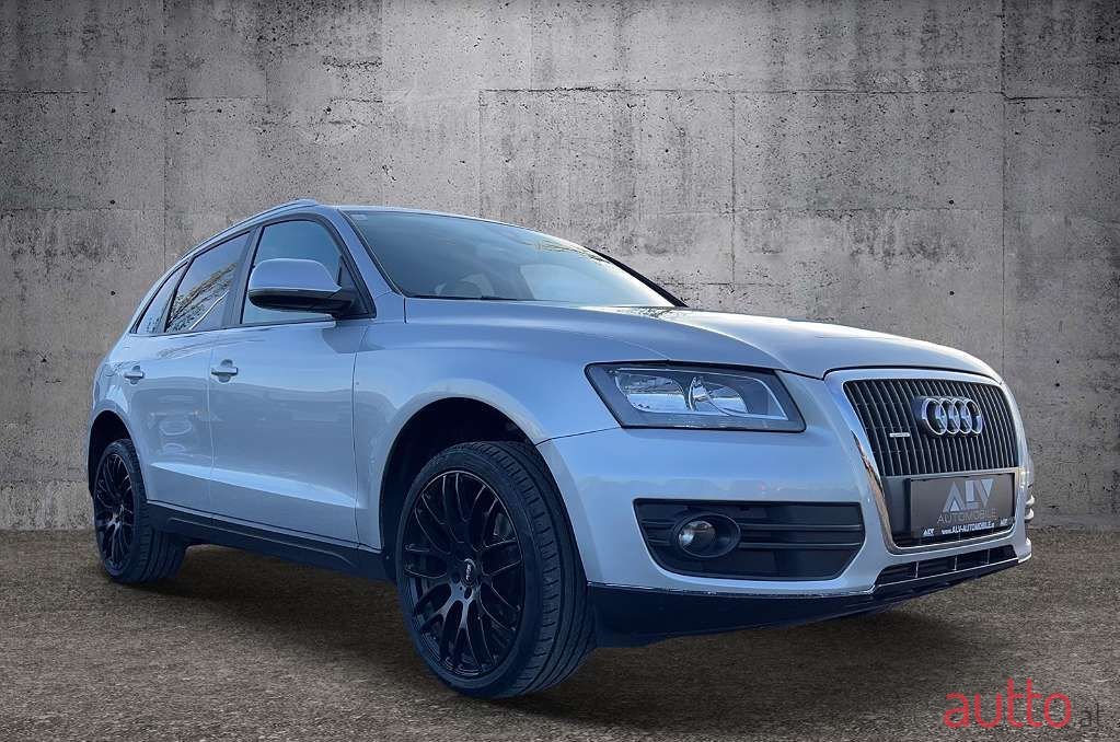 2010' Audi Q5 photo #1