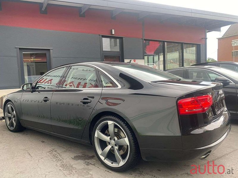 2010' Audi A8 photo #5