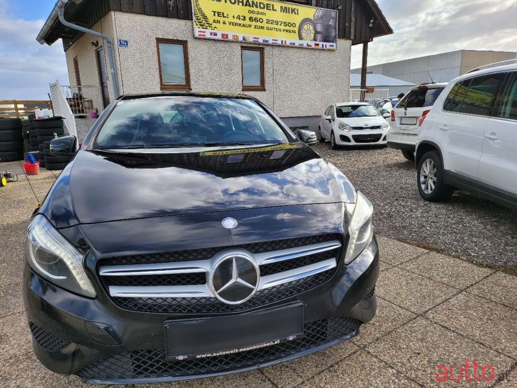 2014' Mercedes-Benz A-Klasse photo #1