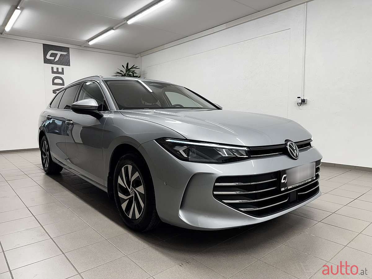 2024' Volkswagen Passat photo #4