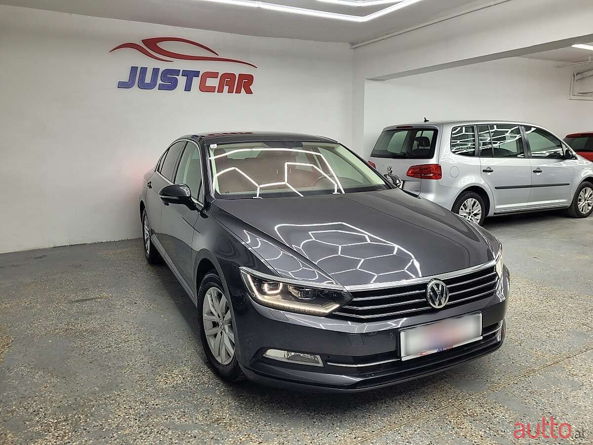 2018' Volkswagen Passat photo #3