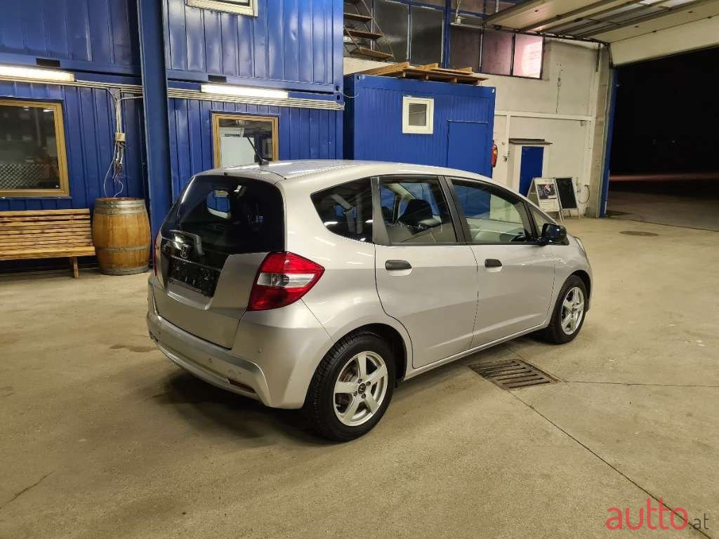 2015' Honda Jazz photo #5