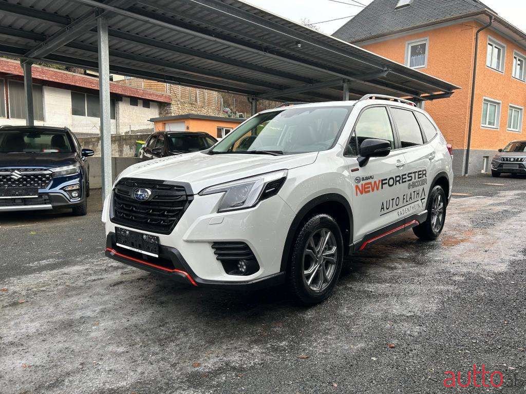 2022' Subaru Forester photo #2