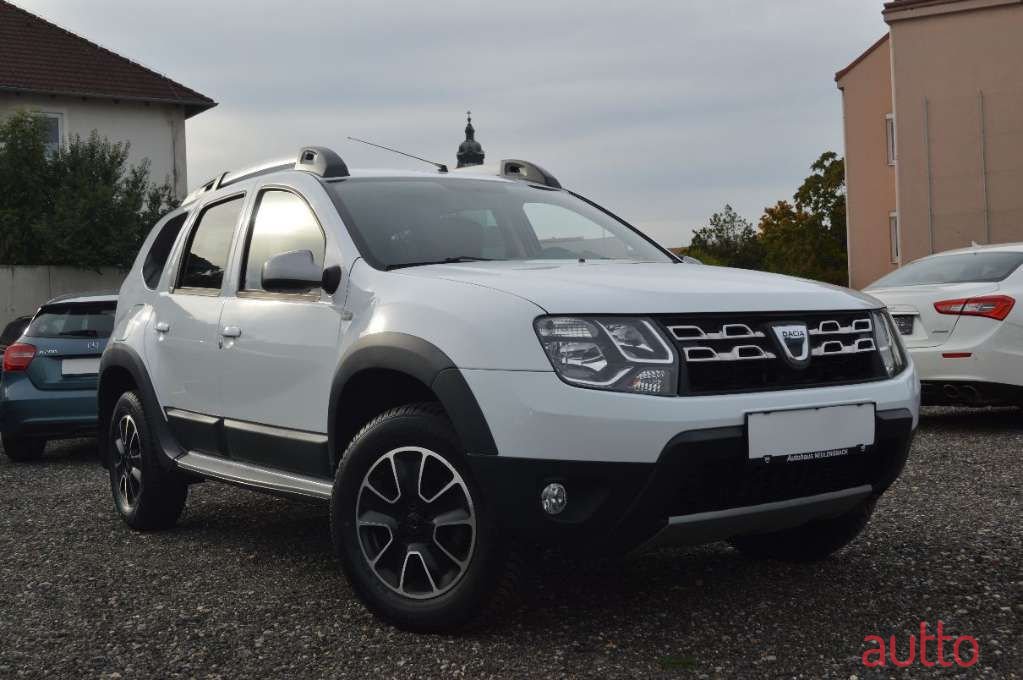 2016' Dacia Duster photo #2