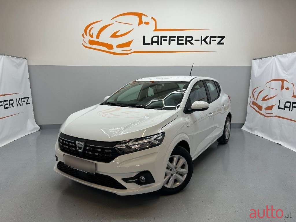 2022' Dacia Sandero photo #1