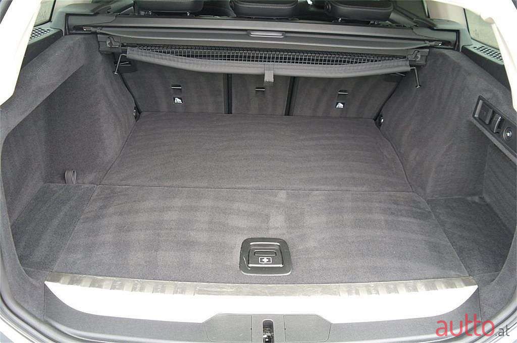 2021' BMW 3Er-Reihe photo #2