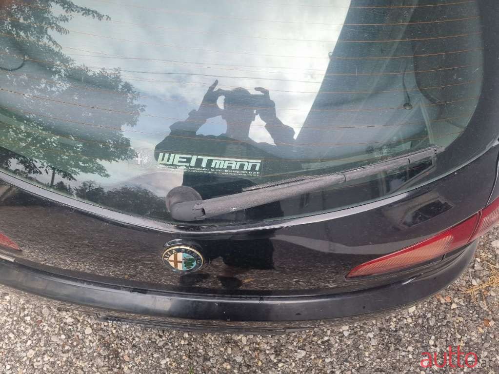 2008' Alfa Romeo 147 photo #6