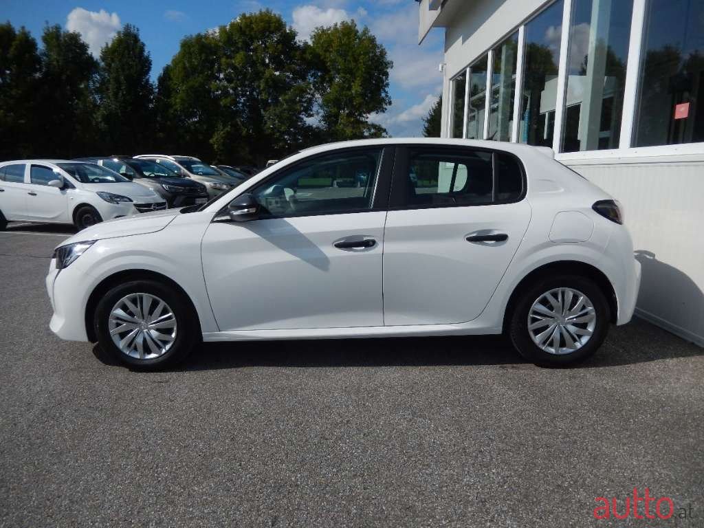 2020' Peugeot 208 photo #4