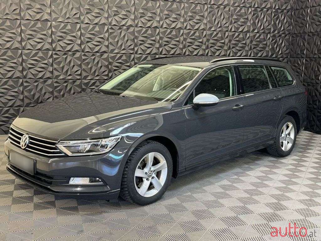 2018' Volkswagen Passat photo #4