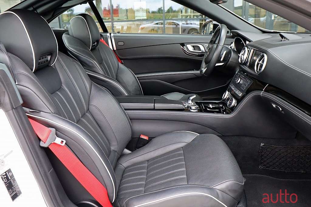 2016' Mercedes-Benz Sl-Klasse photo #5