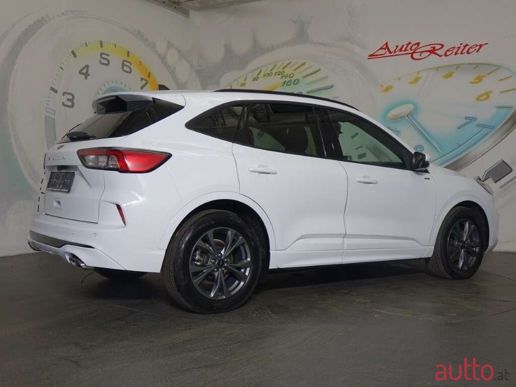 2024' Ford Kuga photo #3
