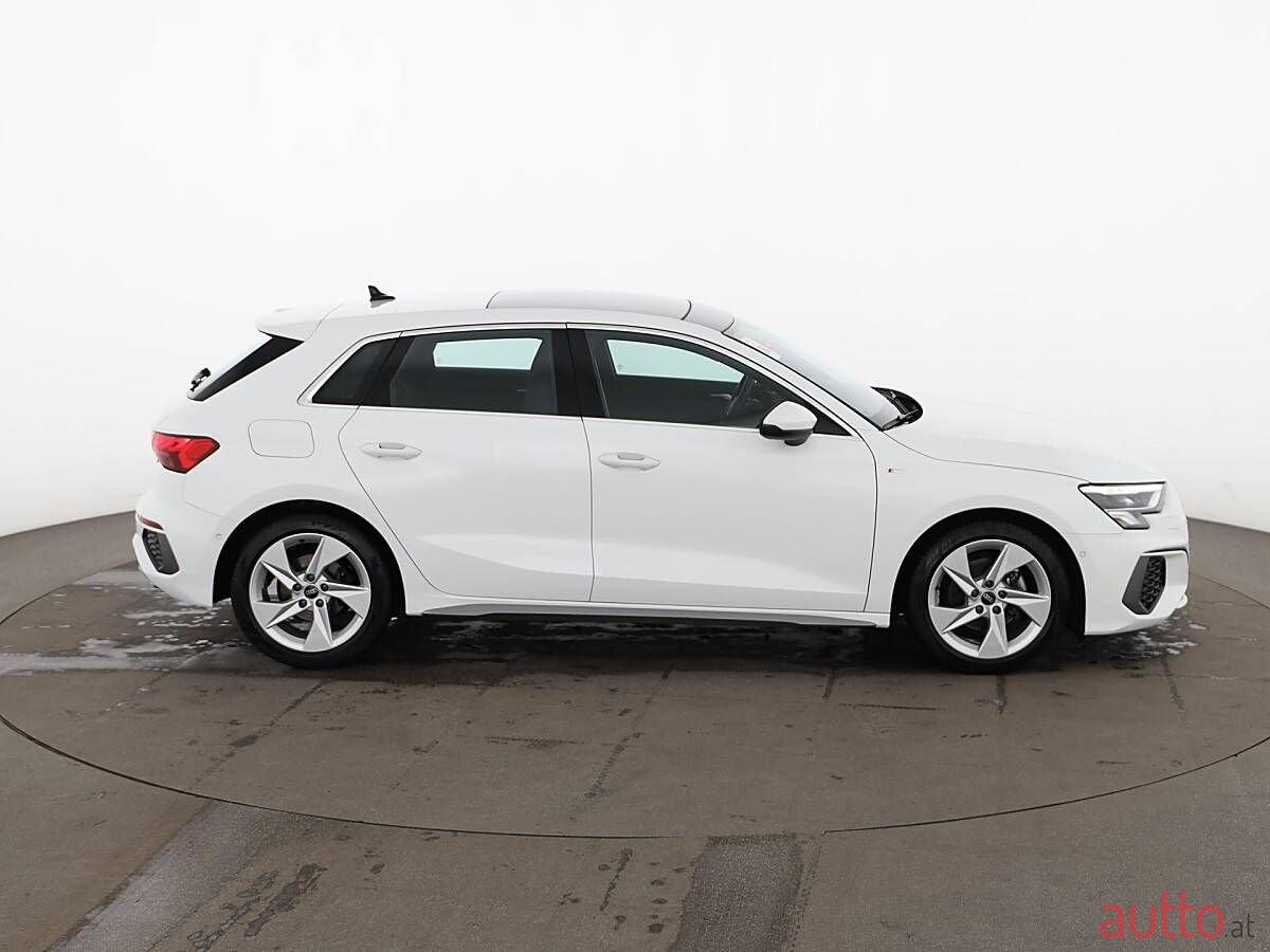 2023' Audi A3 photo #3