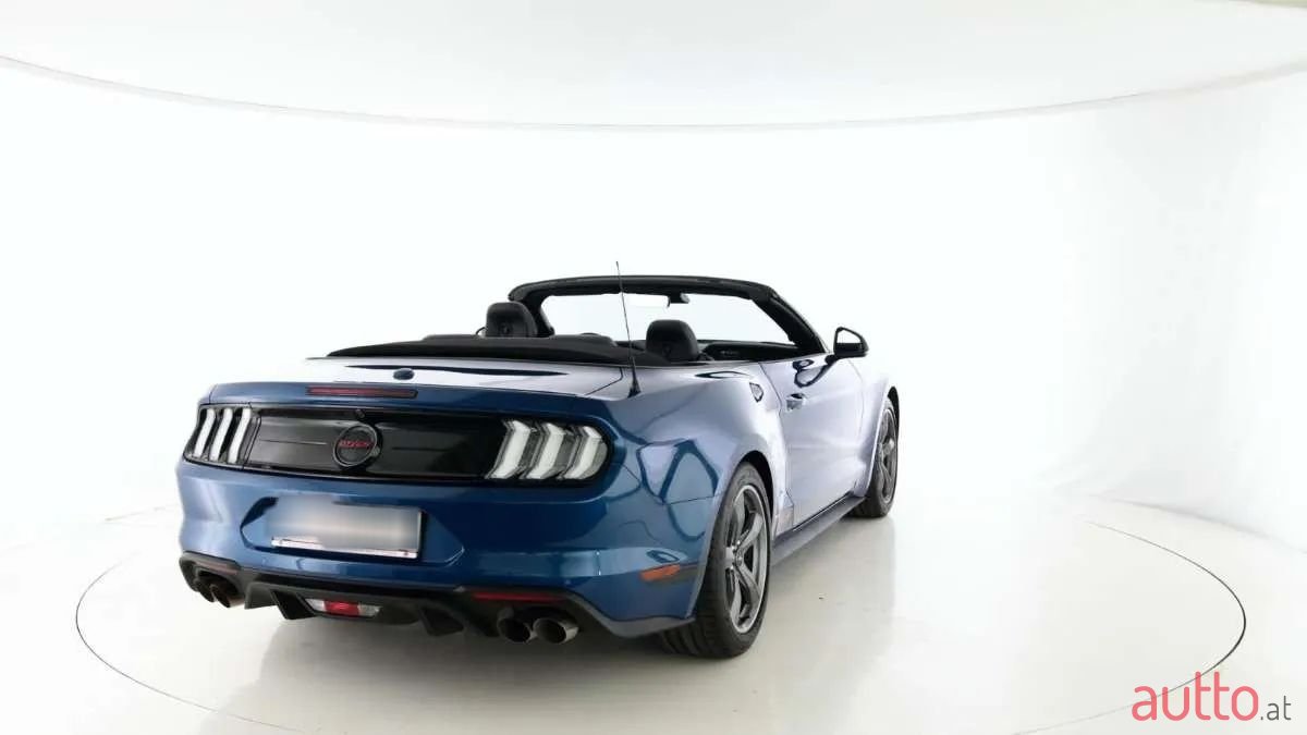 2023' Ford Mustang photo #5