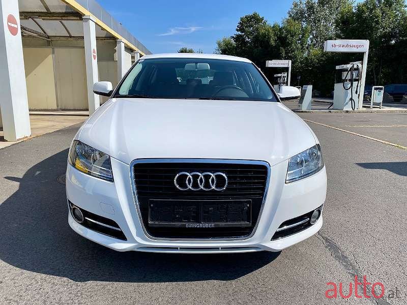 2012' Audi A3 photo #2