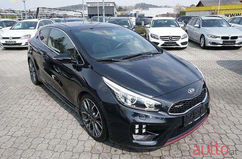 2013' Kia Ceed photo #1