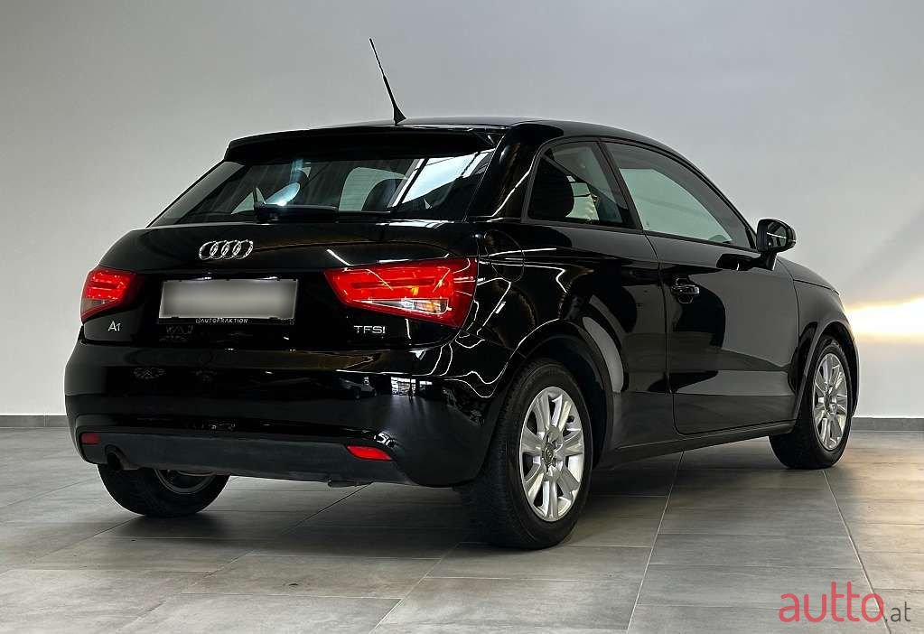2011' Audi A1 photo #6