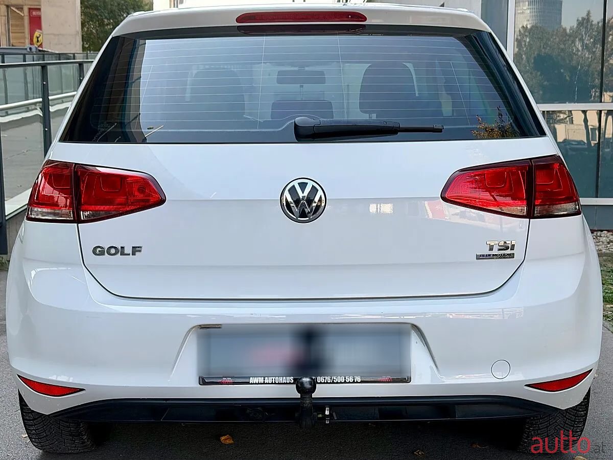 2013' Volkswagen Golf photo #6