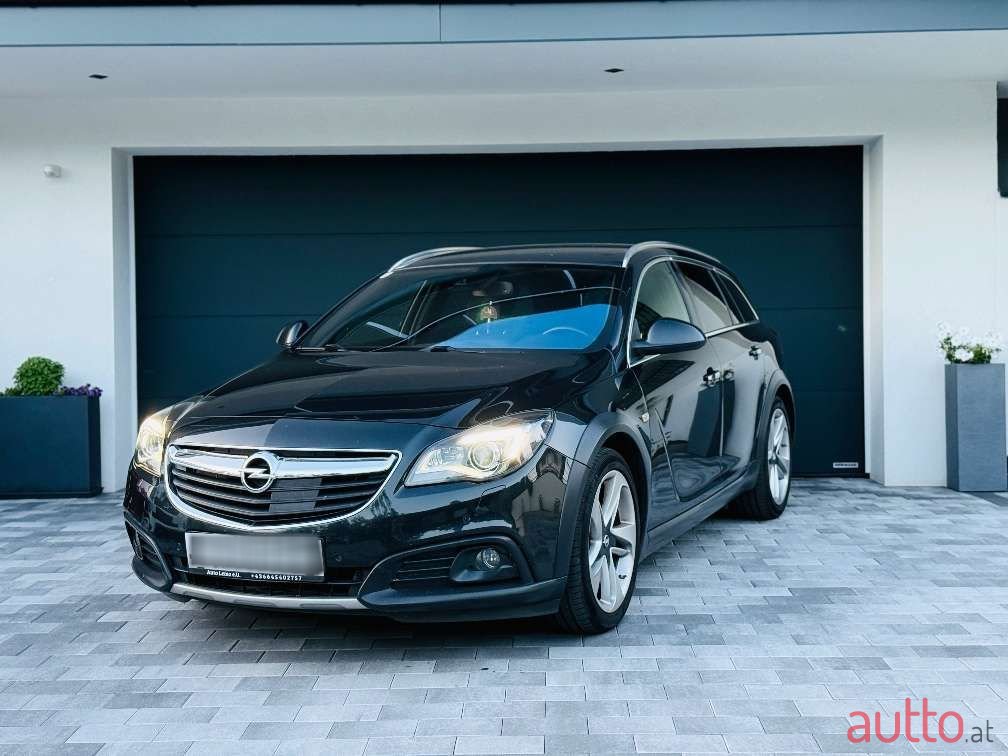 2014' Opel Insignia photo #1