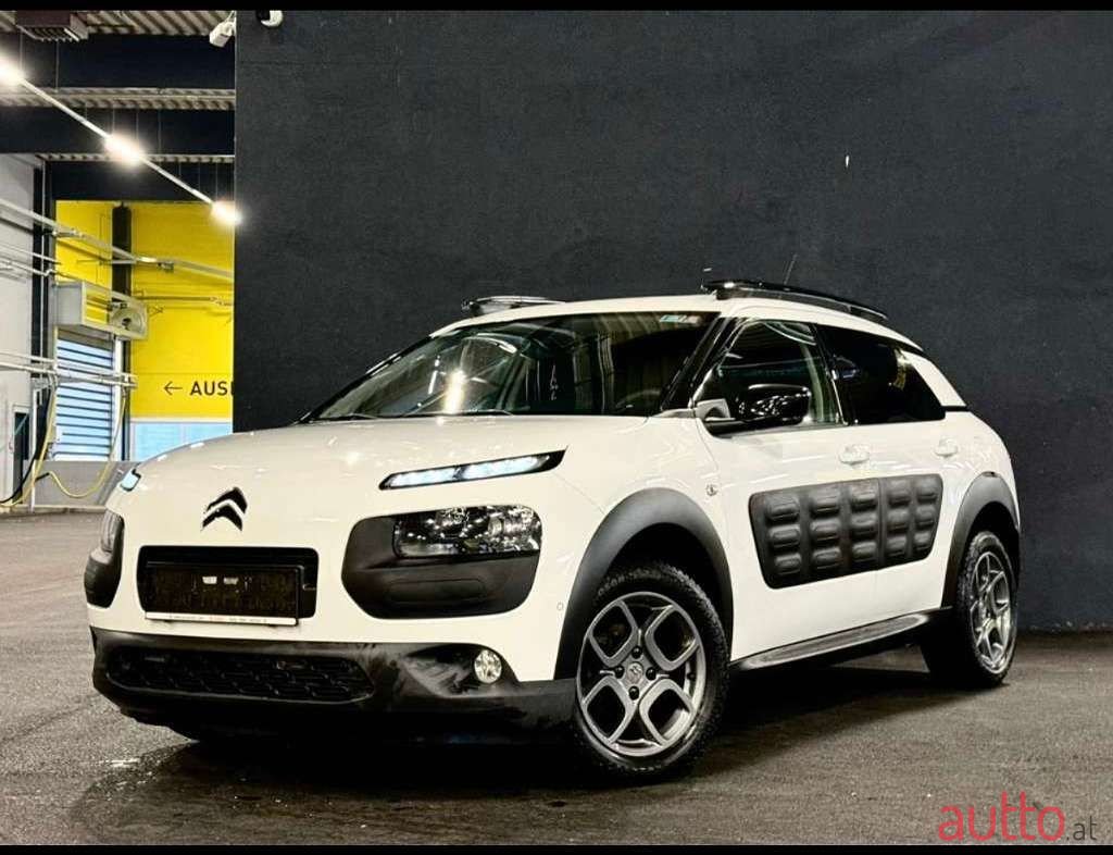 2015' Citroen C4 Cactus photo #1
