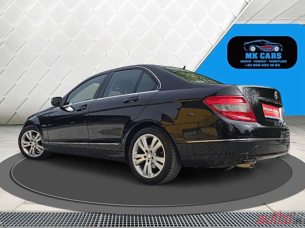 2011' Mercedes-Benz C-Klasse photo #6