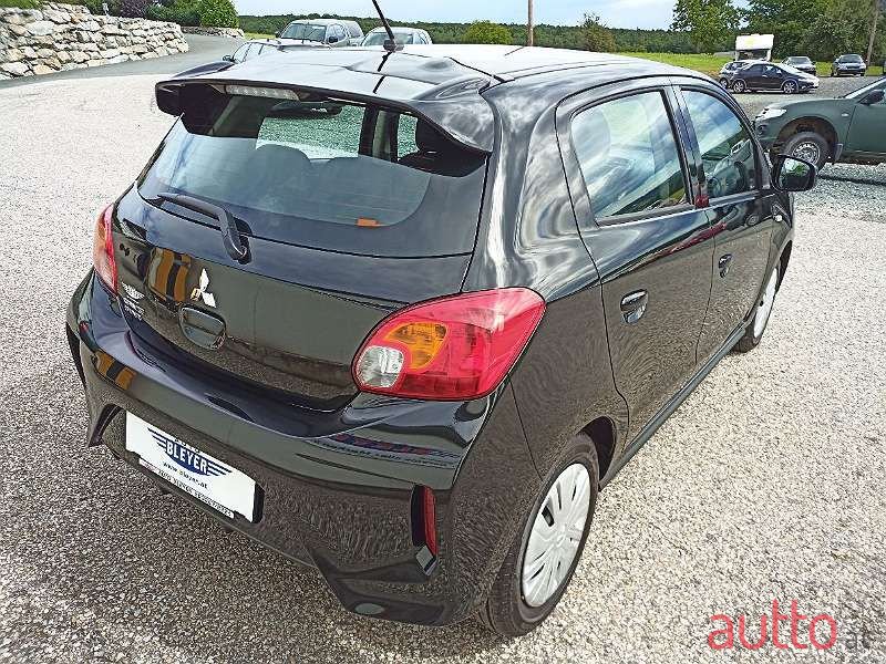 2021' Mitsubishi Space Star photo #4