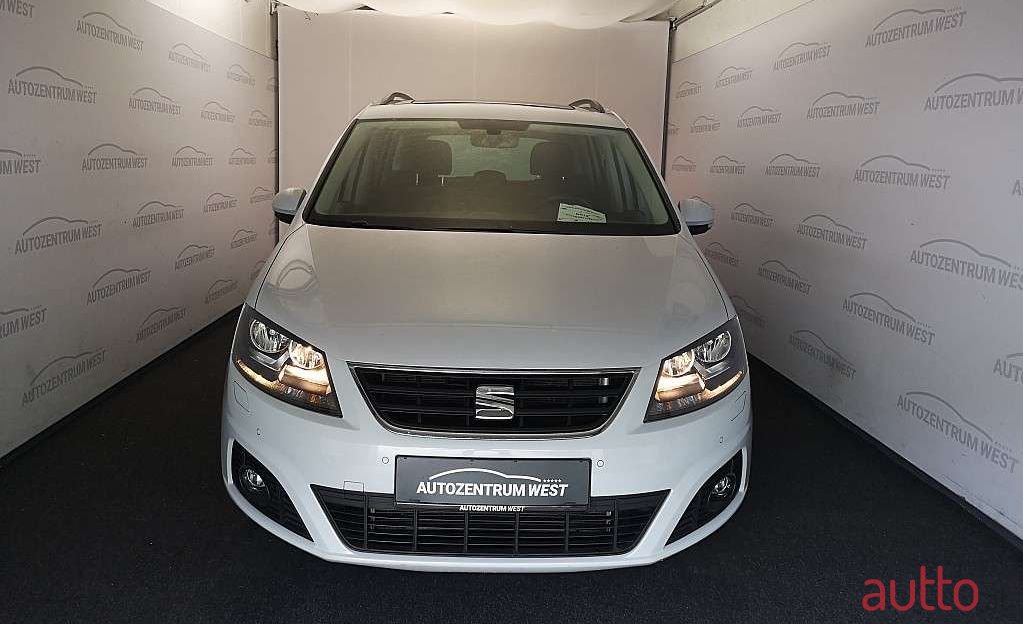2017' SEAT Alhambra photo #1