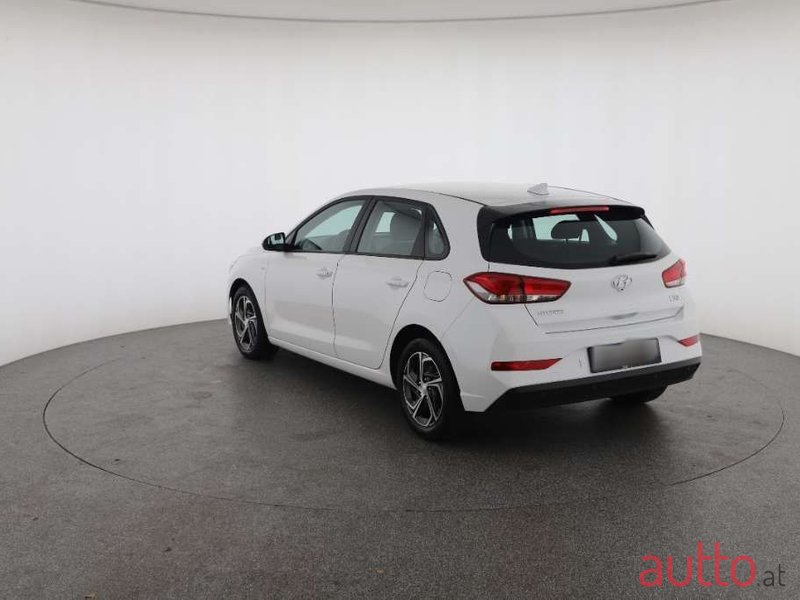 2023' Hyundai i30 photo #4