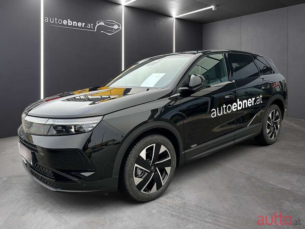 2024' Opel Grandland photo #1