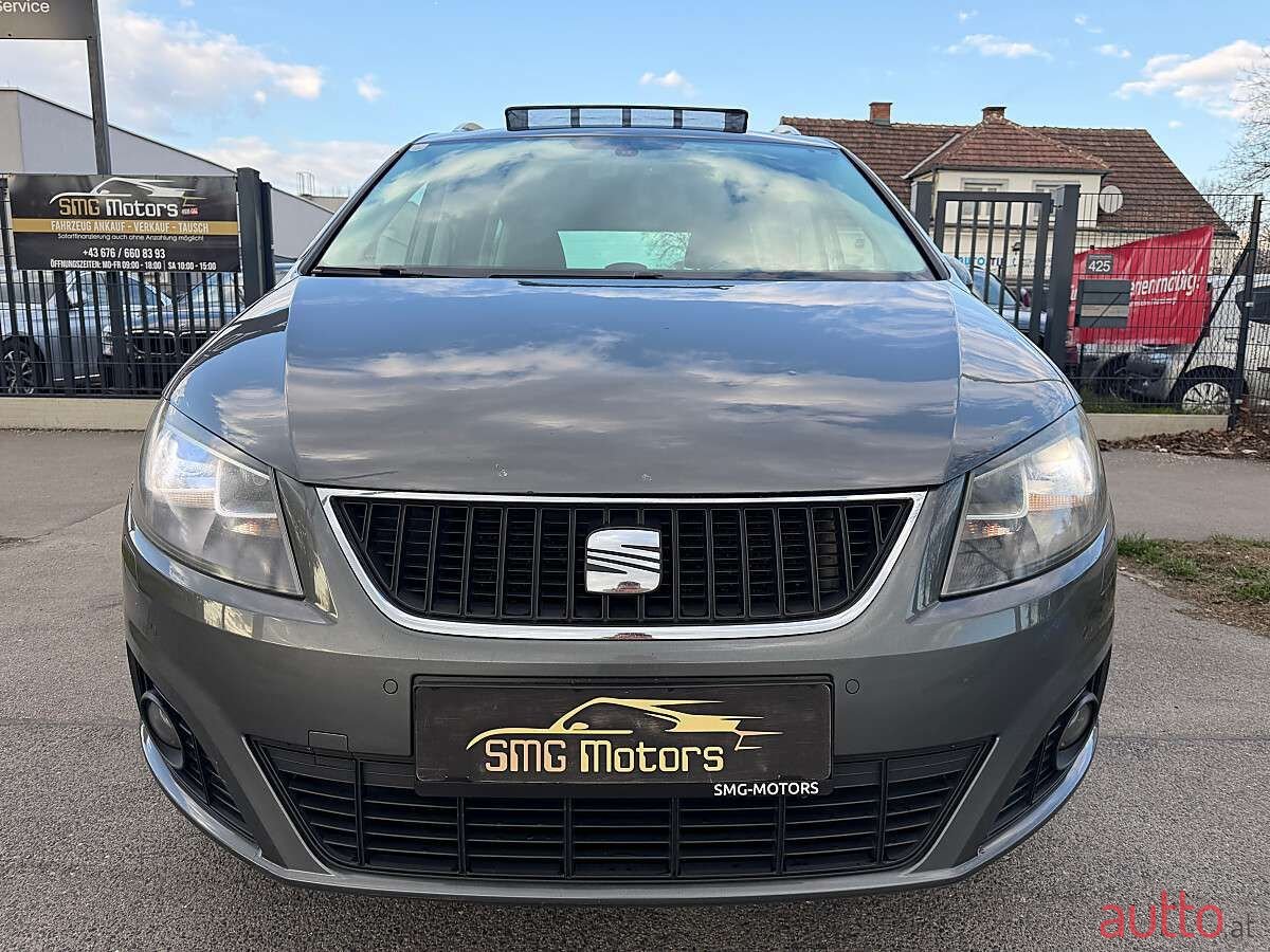 2011' SEAT Alhambra photo #2