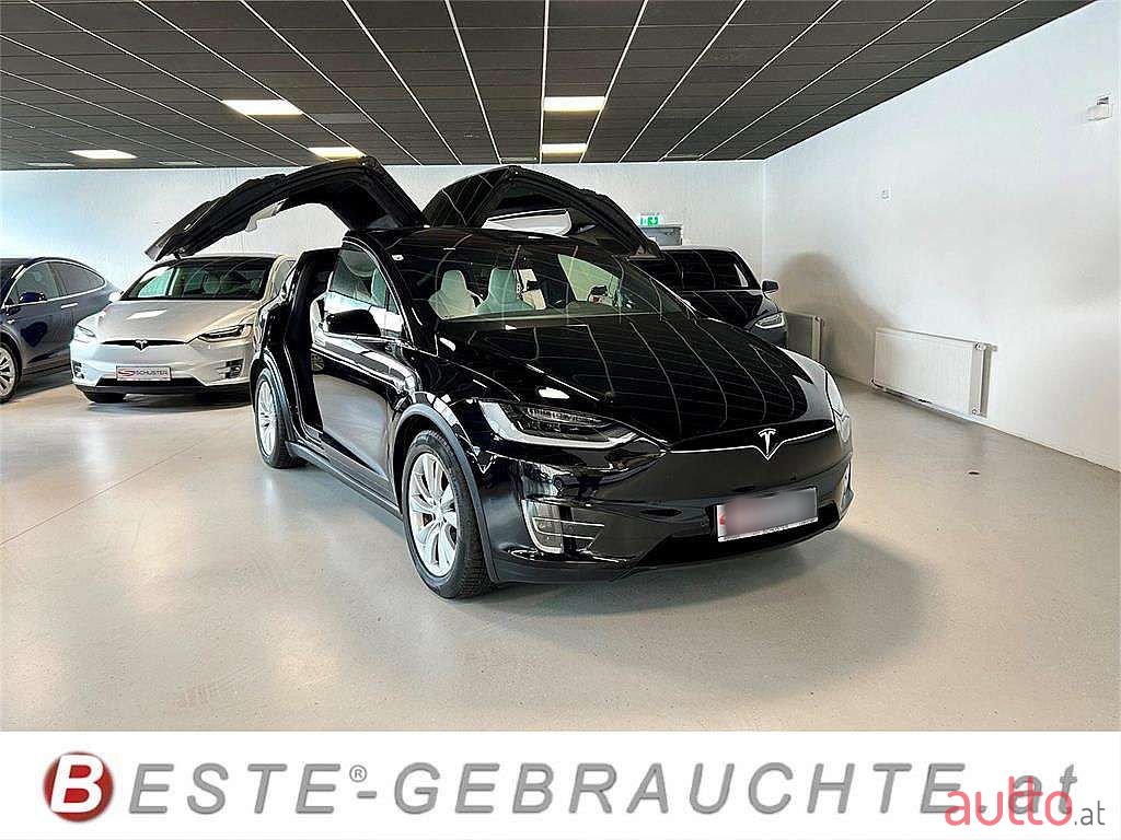 2016' Tesla Model X photo #2