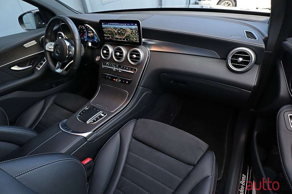 2020' Mercedes-Benz Glc-Klasse photo #4