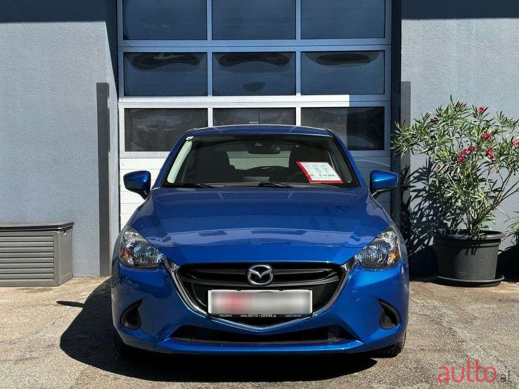 2019' Mazda Mazda2 photo #3