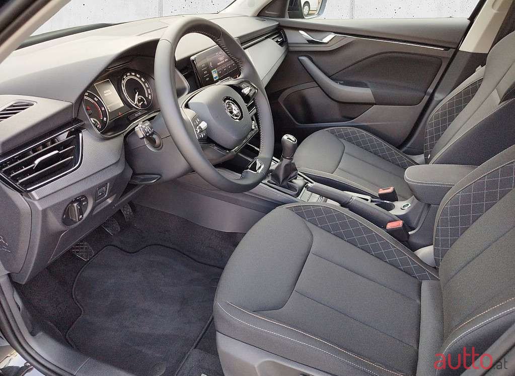 2023' Skoda Kamiq photo #6