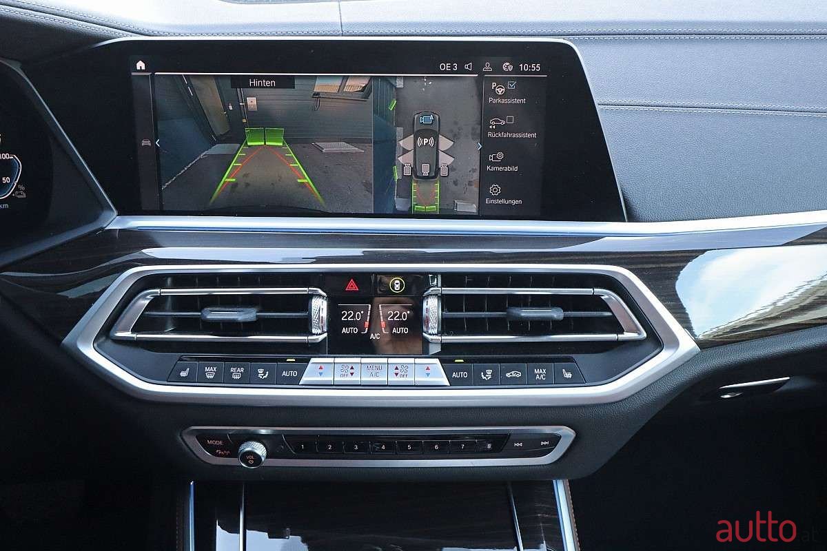 2021' BMW X5 photo #6