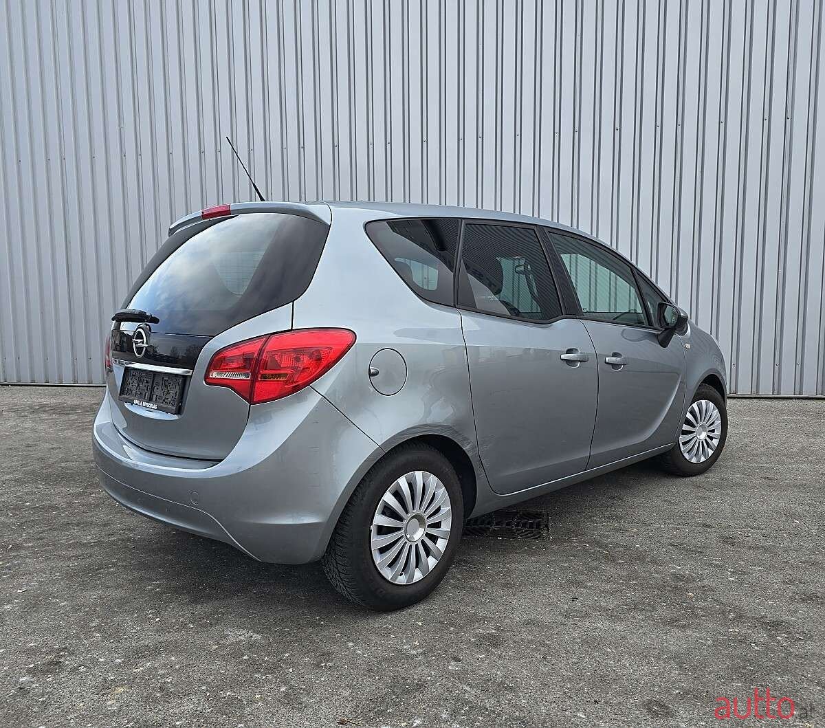 2011' Opel Meriva photo #6