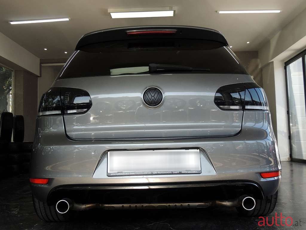 2010' Volkswagen Golf photo #6