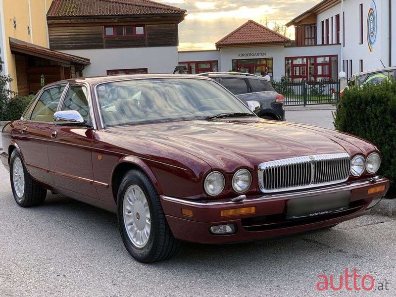 1997' Jaguar Daimler photo #6