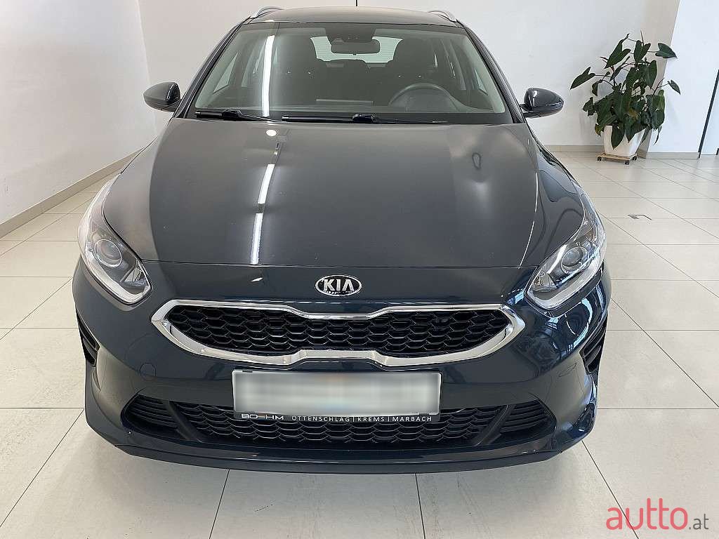 2020' Kia Ceed photo #3