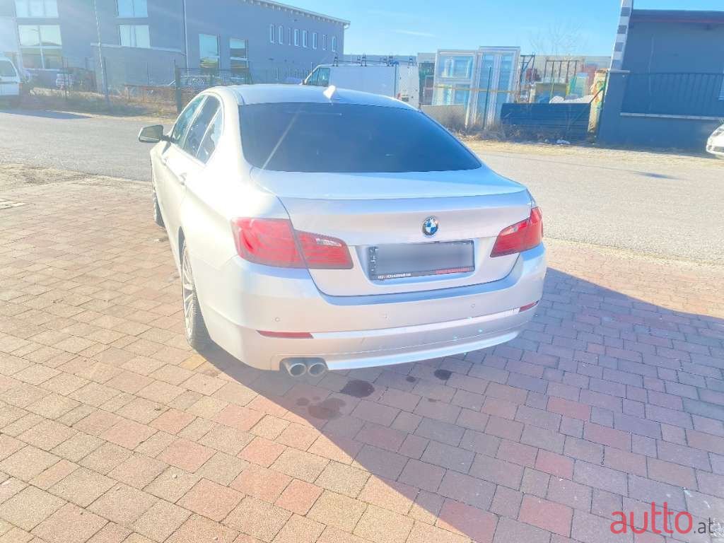 2012' BMW 5Er-Reihe photo #5