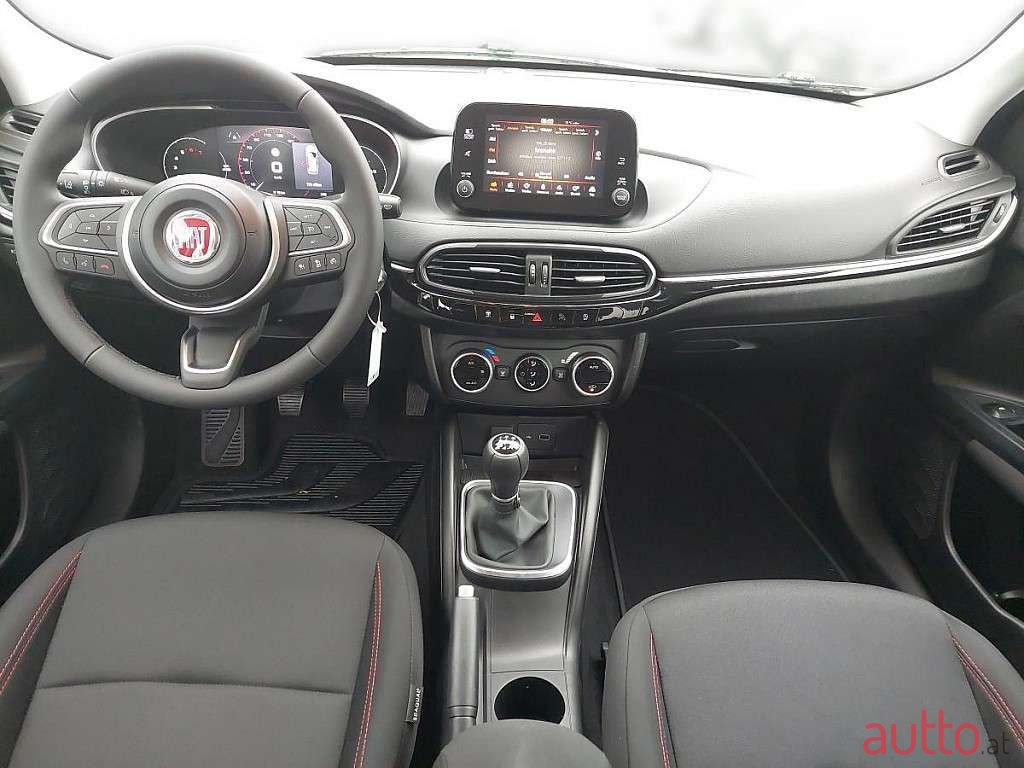 2022' Fiat Tipo photo #4
